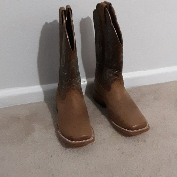 Ariat Shoes Not Fitting Any More My Feet Grew After Pregnanc Poshmark